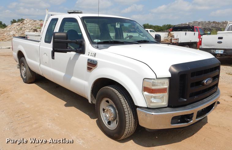 image for item EK9743 2010 Ford F250 Super Duty SuperCab pickup truck