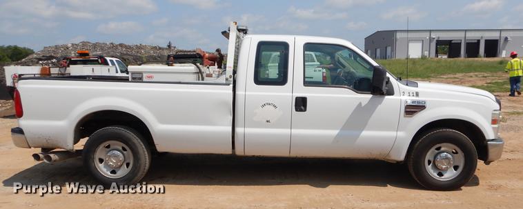 image for item EK9743 2010 Ford F250 Super Duty SuperCab pickup truck