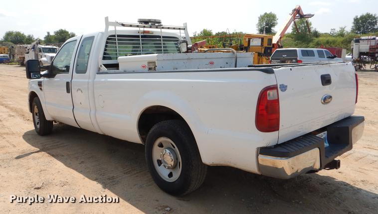 image for item EK9743 2010 Ford F250 Super Duty SuperCab pickup truck