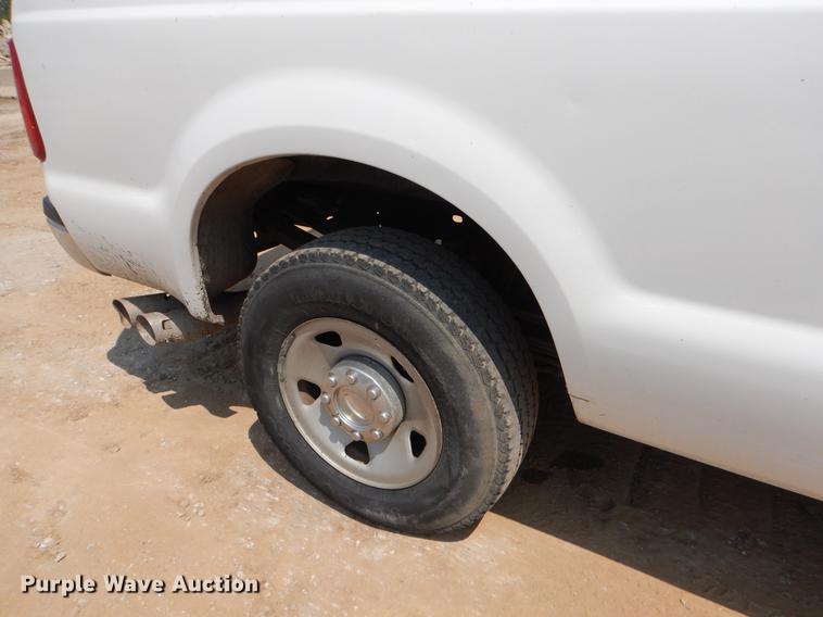 image for item EK9743 2010 Ford F250 Super Duty SuperCab pickup truck