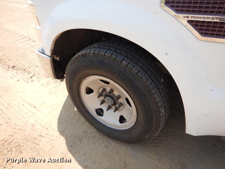 image for item EK9743 2010 Ford F250 Super Duty SuperCab pickup truck