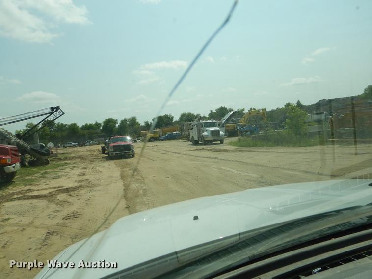 image for item EK9743 2010 Ford F250 Super Duty SuperCab pickup truck