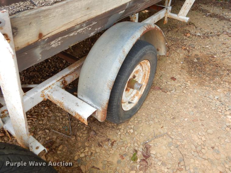 image for item EO9504 1974 Chrysler boat