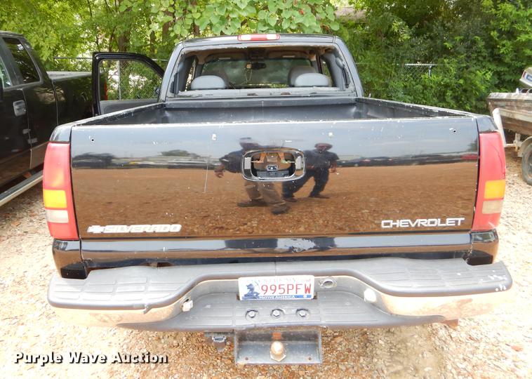 image for item EO9505 1999 Chevrolet Silverado 1500 Ext. Cab pickup truck