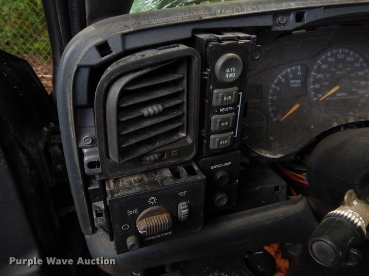 image for item EO9505 1999 Chevrolet Silverado 1500 Ext. Cab pickup truck