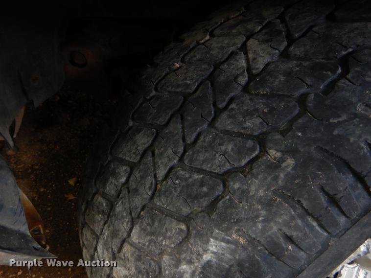 image for item EO9505 1999 Chevrolet Silverado 1500 Ext. Cab pickup truck