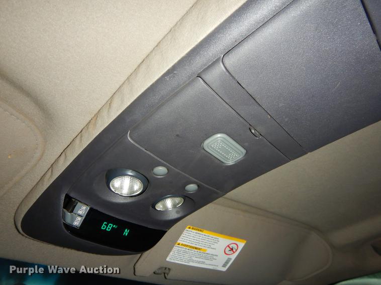 image for item EO9506 2003 Chevrolet S10 LS Crew Cab pickup truck