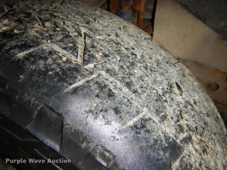 image for item EO9506 2003 Chevrolet S10 LS Crew Cab pickup truck