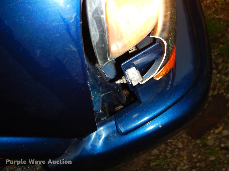 image for item EO9506 2003 Chevrolet S10 LS Crew Cab pickup truck