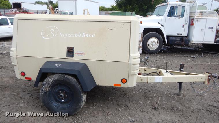 image for item EO9551 2008 Ingersoll Rand P185WJD air compressor