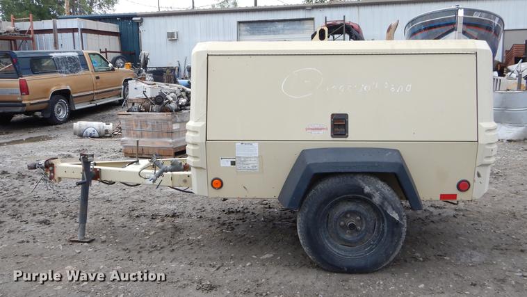 image for item EO9551 2008 Ingersoll Rand P185WJD air compressor