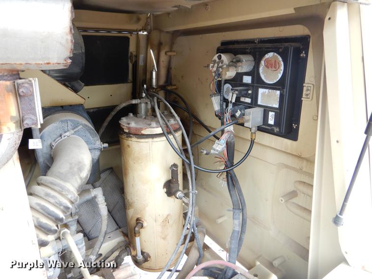 image for item EO9551 2008 Ingersoll Rand P185WJD air compressor