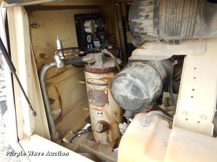 image for item EO9551 2008 Ingersoll Rand P185WJD air compressor
