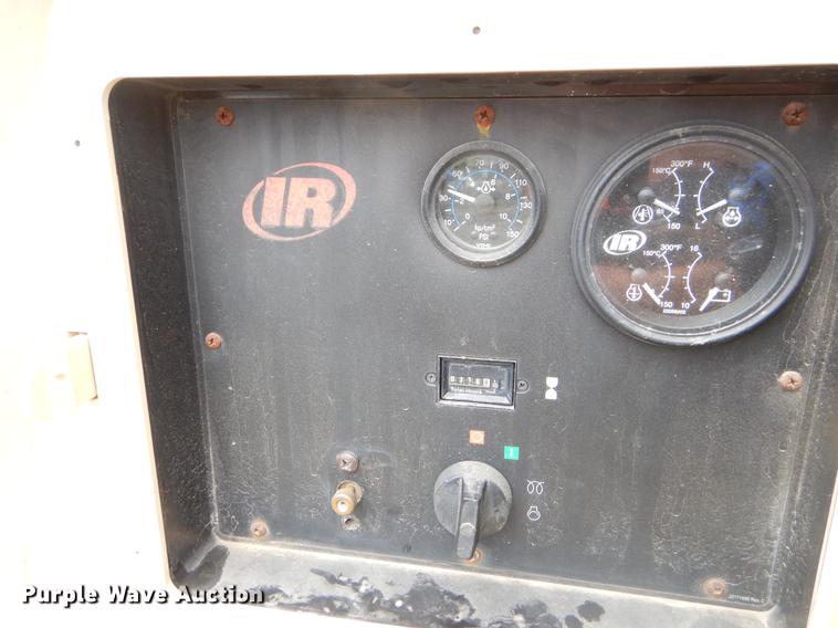 image for item EO9551 2008 Ingersoll Rand P185WJD air compressor
