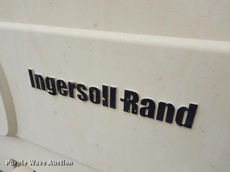 image for item EO9551 2008 Ingersoll Rand P185WJD air compressor