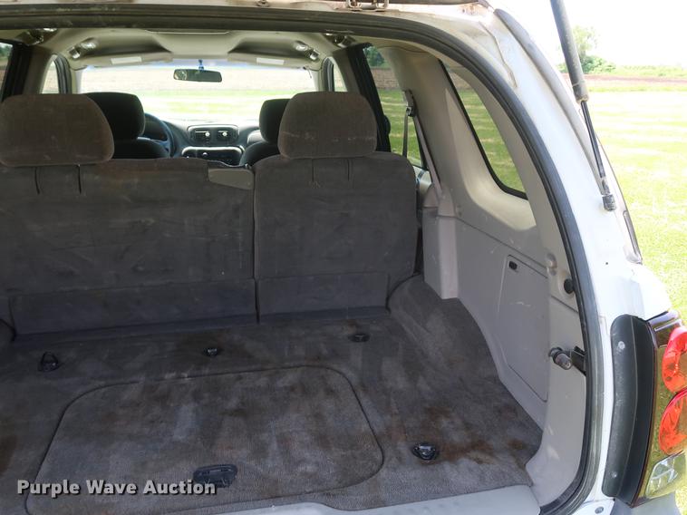 image for item EP9353 2004 Chevrolet TrailBlazer SUV