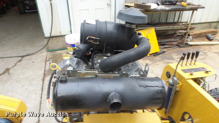 image for item ER9695 2005 Rayco RG1631 stump grinder