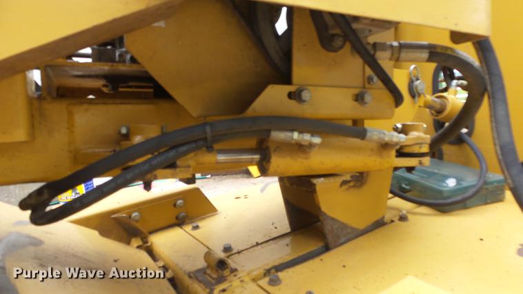 image for item ER9695 2005 Rayco RG1631 stump grinder