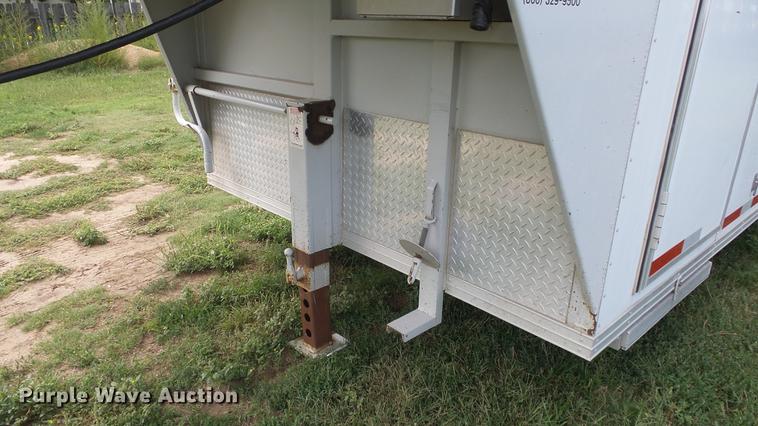 image for item ER9700 2005 CM Legacy livestock trailer