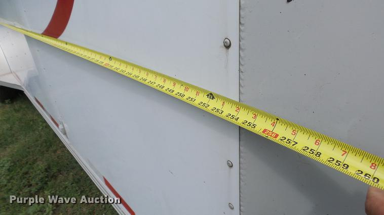 image for item ER9700 2005 CM Legacy livestock trailer