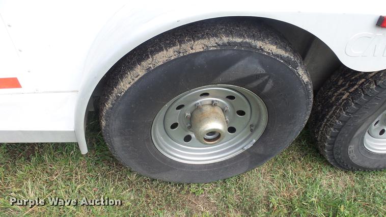 image for item ER9700 2005 CM Legacy livestock trailer