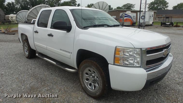image for item ES9266 2007 Chevrolet Silverado 1500 Crew Cab pickup truck