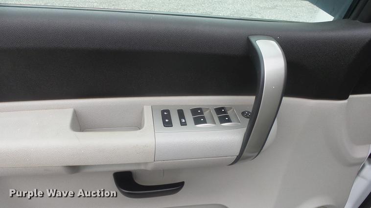 image for item ES9266 2007 Chevrolet Silverado 1500 Crew Cab pickup truck