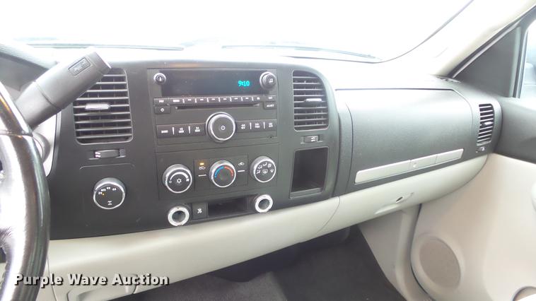 image for item ES9266 2007 Chevrolet Silverado 1500 Crew Cab pickup truck