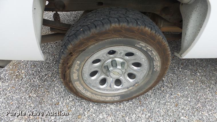 image for item ES9266 2007 Chevrolet Silverado 1500 Crew Cab pickup truck