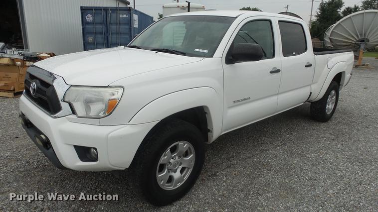 image for item ES9267 2012 Toyota Tacoma Double Cab pickup truck
