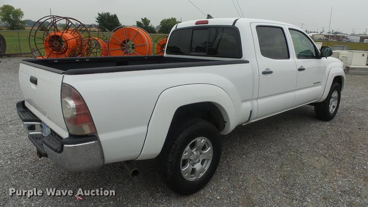 image for item ES9267 2012 Toyota Tacoma Double Cab pickup truck