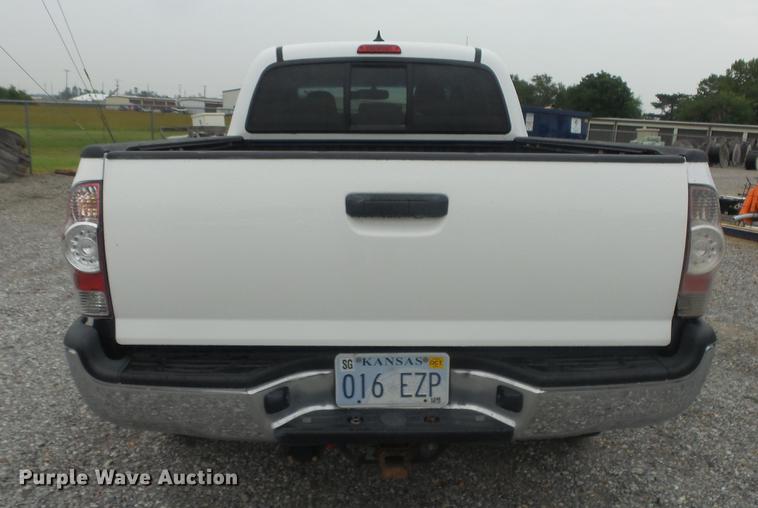 image for item ES9267 2012 Toyota Tacoma Double Cab pickup truck