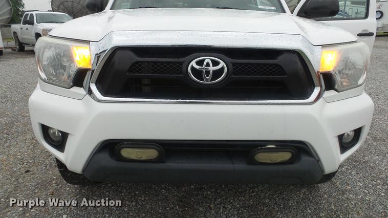 image for item ES9267 2012 Toyota Tacoma Double Cab pickup truck