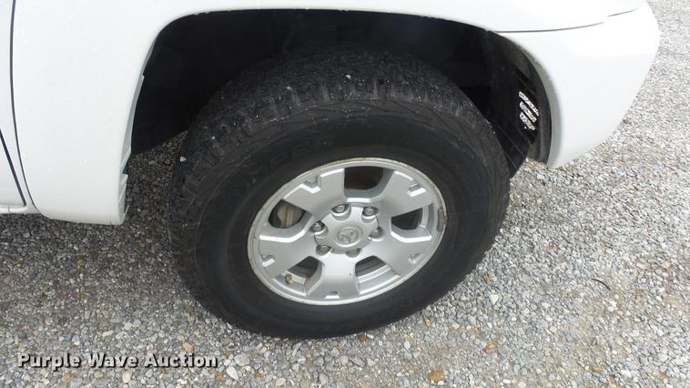 image for item ES9267 2012 Toyota Tacoma Double Cab pickup truck