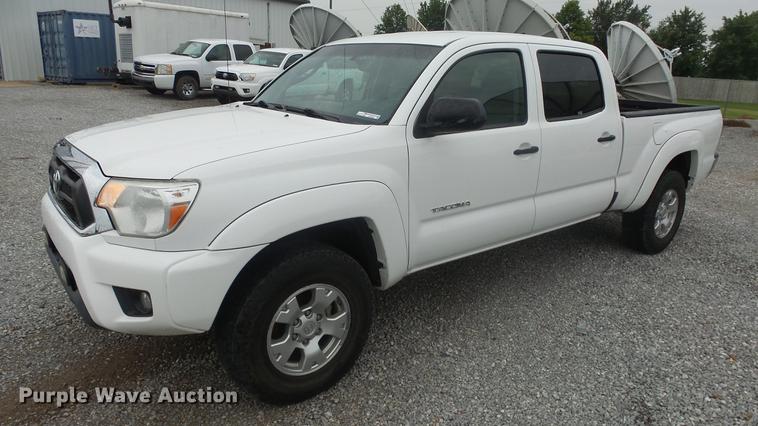 image for item ES9268 2012 Toyota Tacoma Double Cab pickup truck
