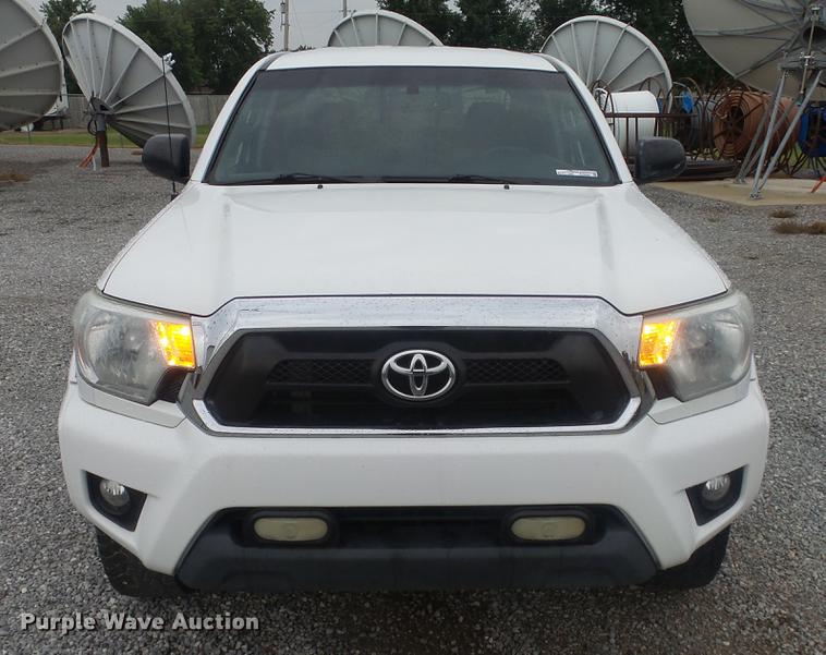 image for item ES9268 2012 Toyota Tacoma Double Cab pickup truck