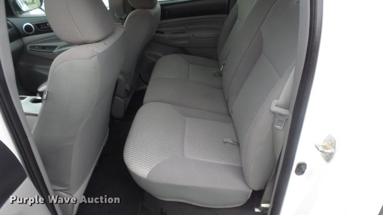 image for item ES9268 2012 Toyota Tacoma Double Cab pickup truck