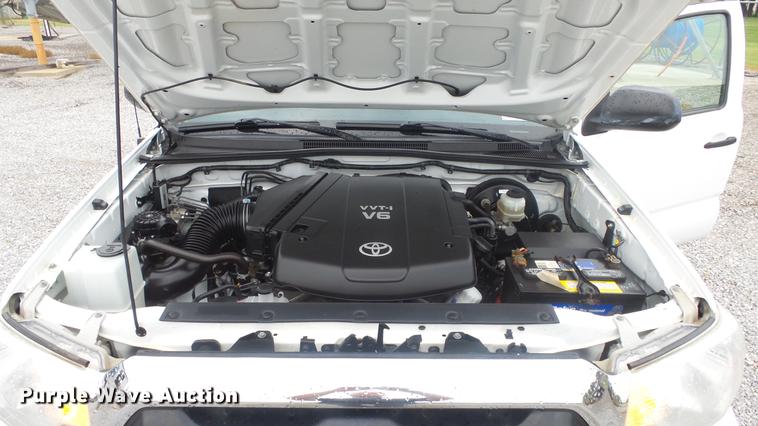 image for item ES9268 2012 Toyota Tacoma Double Cab pickup truck