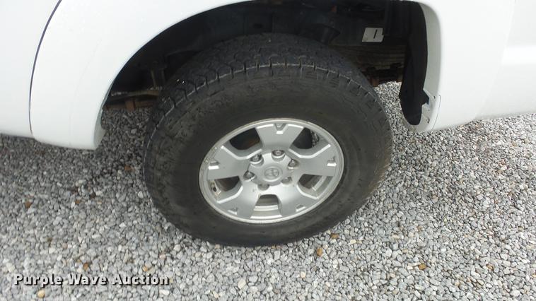 image for item ES9268 2012 Toyota Tacoma Double Cab pickup truck