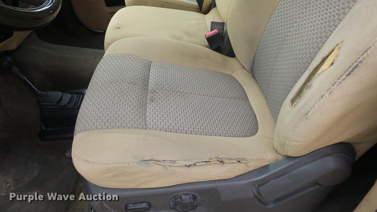 image for item ES9446 2013 Ford F350 Super Duty SuperCab pickup truck