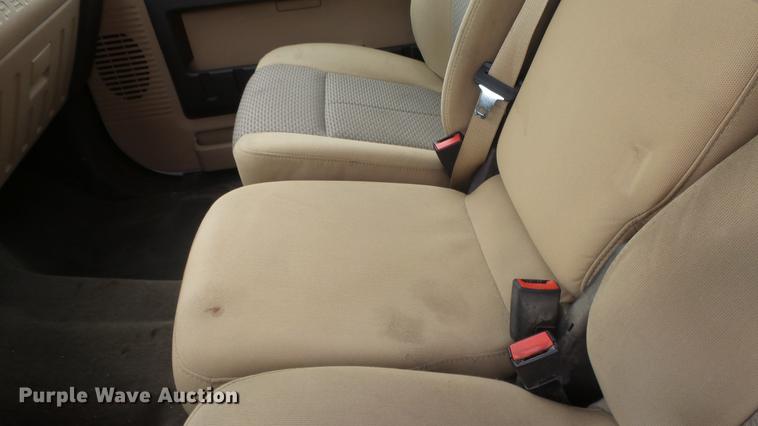 image for item ES9446 2013 Ford F350 Super Duty SuperCab pickup truck