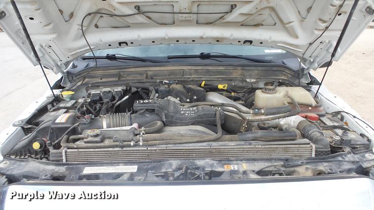 image for item ES9446 2013 Ford F350 Super Duty SuperCab pickup truck