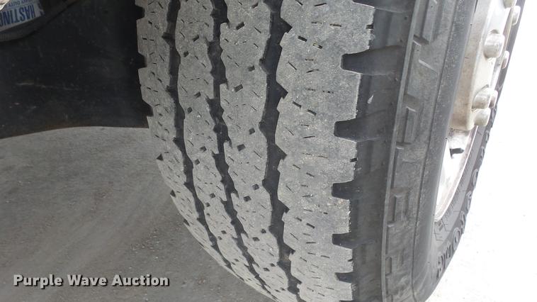 image for item ES9446 2013 Ford F350 Super Duty SuperCab pickup truck