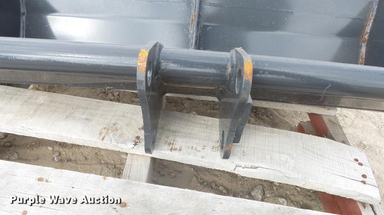 image for item ES9453 Bobcat grading bucket