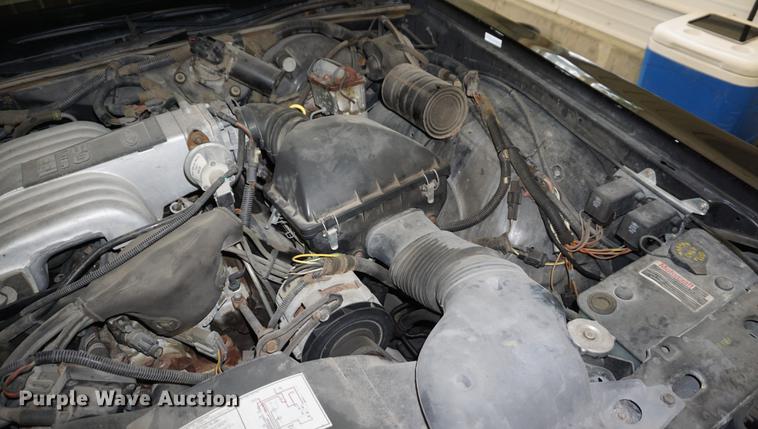 image for item ES9972 1988 Lincoln Town Car