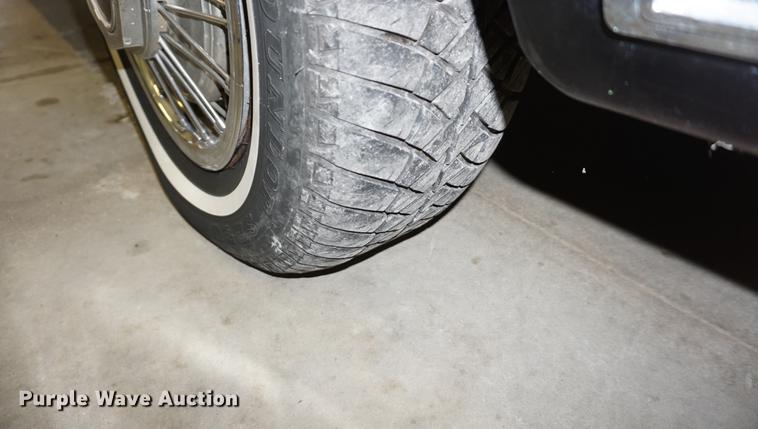 image for item ES9972 1988 Lincoln Town Car