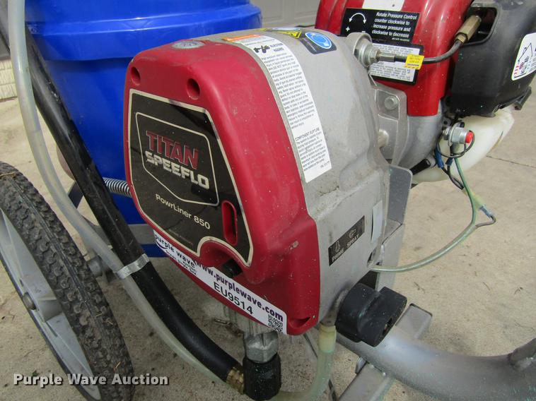 Titan Powrliner 850 line striper in Waterloo, IA Item EU9514 sold