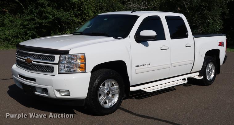 image for item FE9504 2012 Chevrolet Silverado 1500 Crew Cab pickup truck