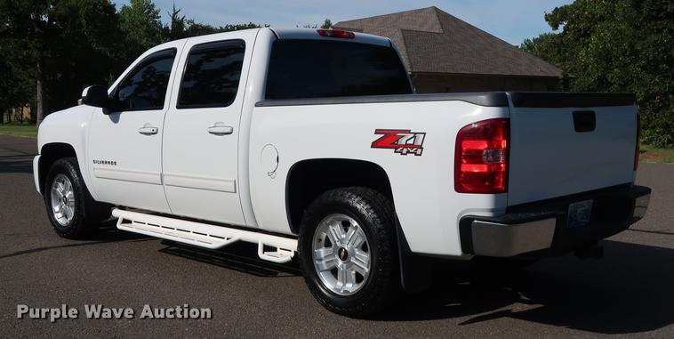 image for item FE9504 2012 Chevrolet Silverado 1500 Crew Cab pickup truck