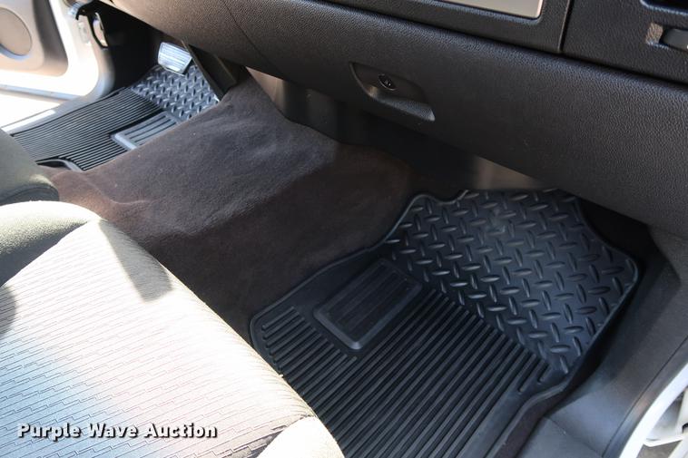 image for item FE9504 2012 Chevrolet Silverado 1500 Crew Cab pickup truck